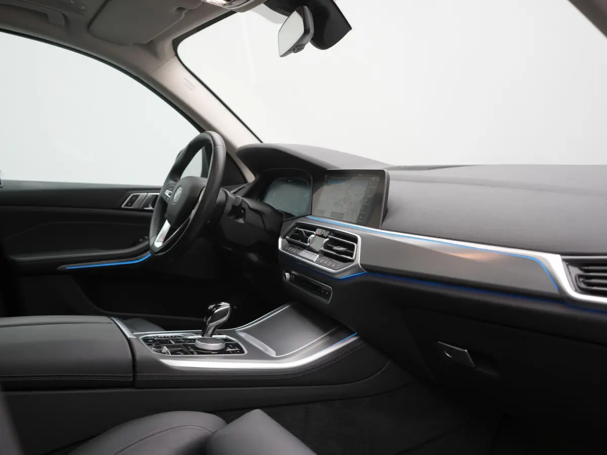 xDrive45e High Executive PHEV 395pk Dealer O.H. | Panodak | Luchtvering | 360 Camera | Adaptief Onderstel | Lederen Sportstoelen Memory & Verwarmd | Sfeerverlichting | Apple Carplay | Naviga