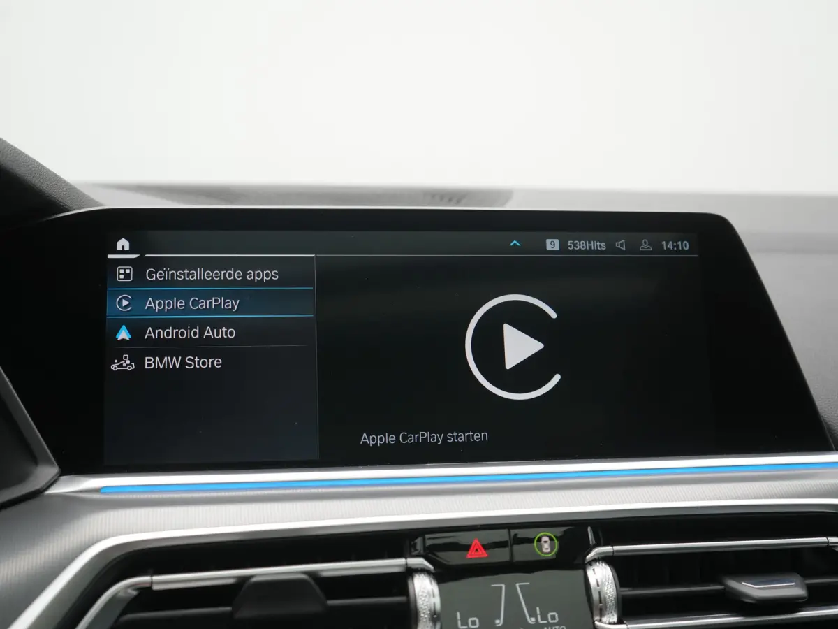 xDrive45e High Executive PHEV 395pk Dealer O.H. | Panodak | Luchtvering | 360 Camera | Adaptief Onderstel | Lederen Sportstoelen Memory & Verwarmd | Sfeerverlichting | Apple Carplay | Naviga