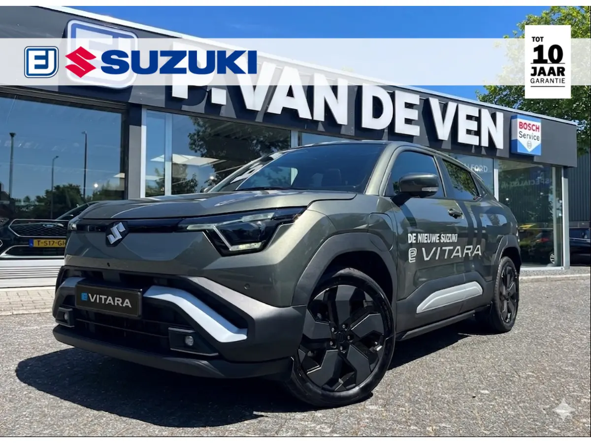 Style 61 kWh | Meerdere kleuren beschikbaar | €2.000,- voordeel | 360-Camera | INFINITY by Harman Soundsystem | Panoramadak | 19 inch | Half leder | Suzuki Safety System Pro |
