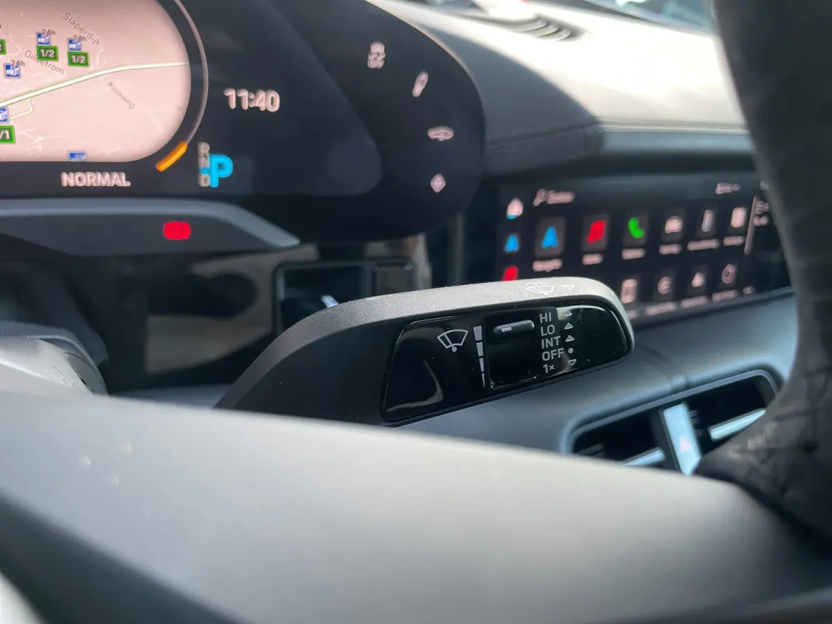 4S Performance 84 kWh 490pk | Org. NL | Sport Chrono | Luchtvering | Stoelverwarming