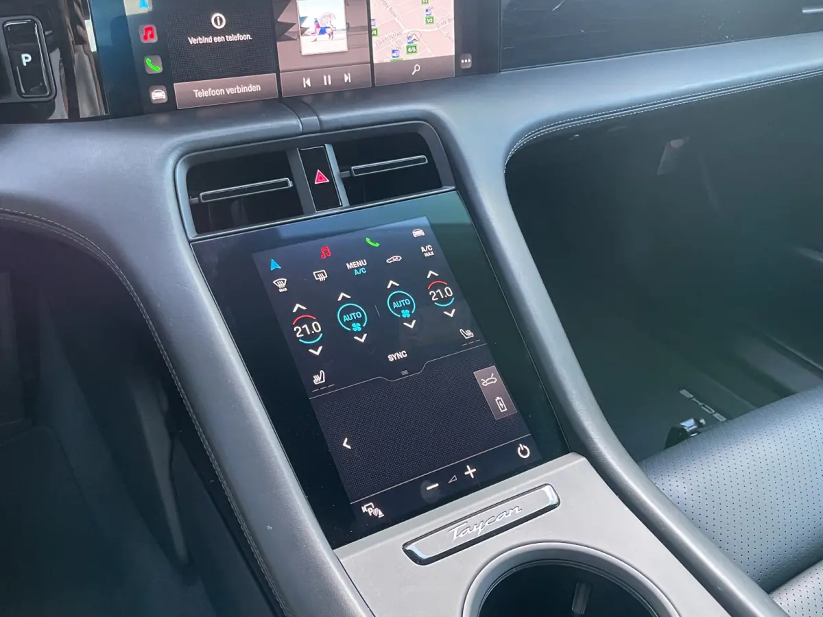 4S Performance 84 kWh 490pk | Org. NL | Sport Chrono | Luchtvering | Stoelverwarming