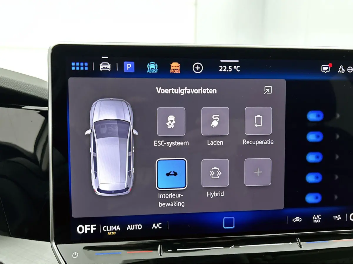 1.5 eHybrid Life Edition | Automaat | 360 graden Camera | Climate Control | Apple Carplay | Android Auto | Cruise Control Adaptief | Lichtmetalen Velgen |