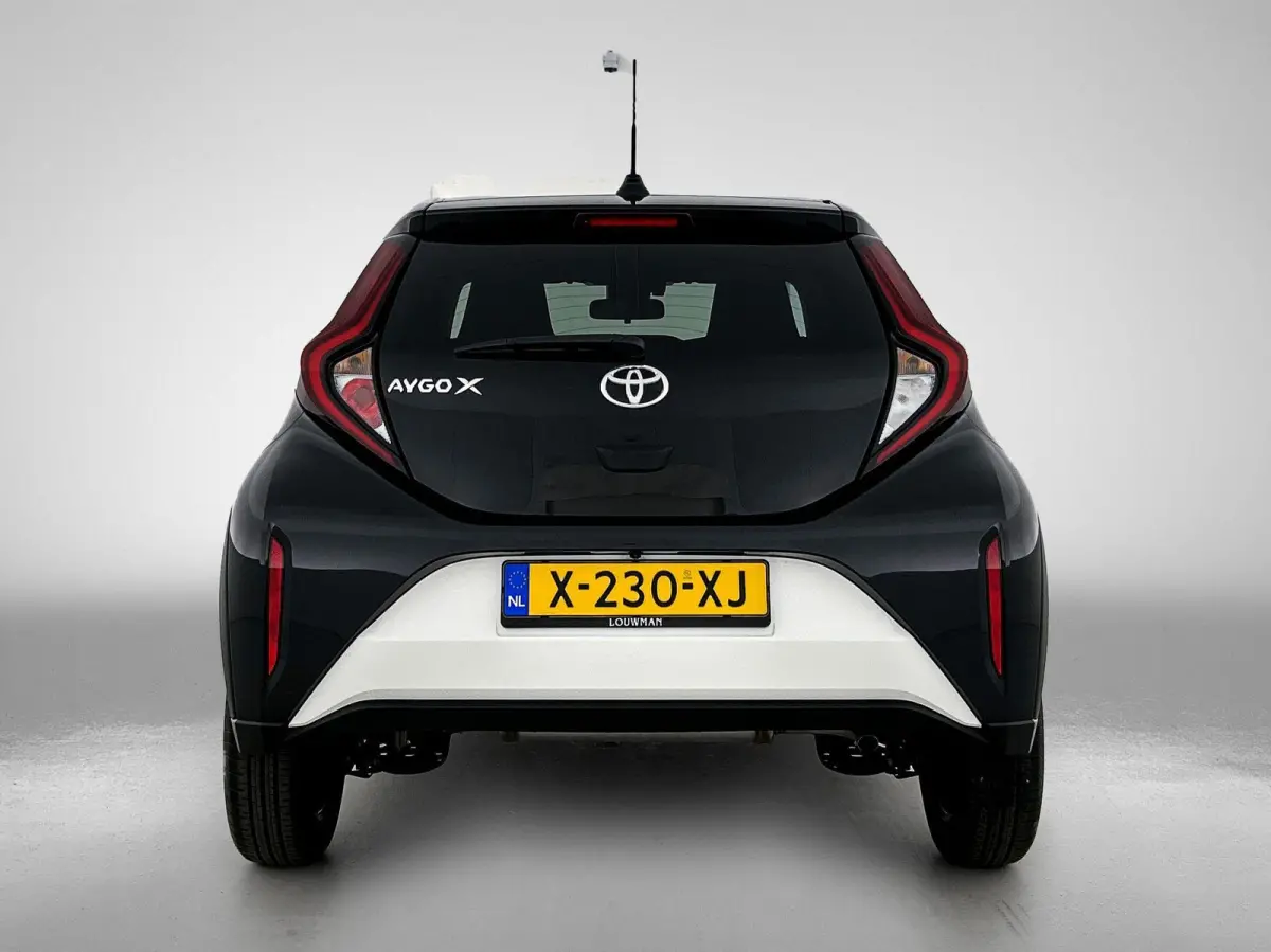 1.5 T-GDI MHEV Black Edition | Schuif/Kantel Pano | Trekhaak afneembaar | Winterwielenset | Camera