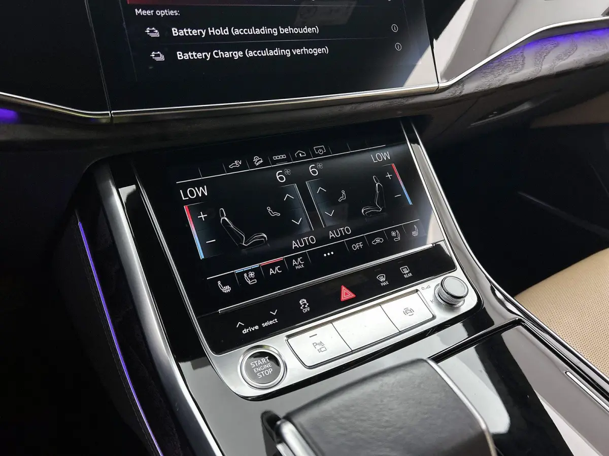 55 TFSI e quattro Pro Line Advanced | B&O AUDIO | LED MATRIX | LEER | CAMERA | STOELVENTILATIE EN VERWARMING | NAVIGATIE