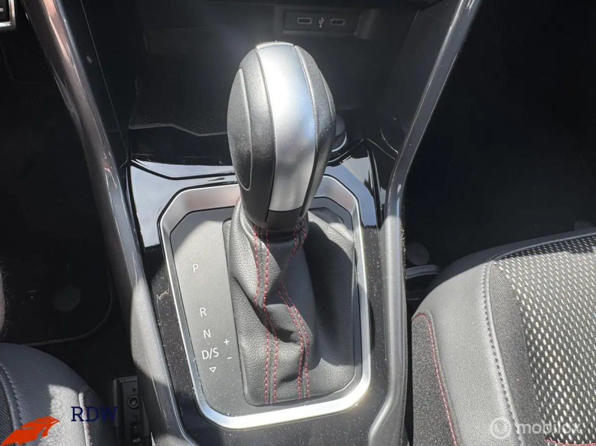 1.5 TSI SPORT CARPLAY/STOELVERW./AUTOMAAT