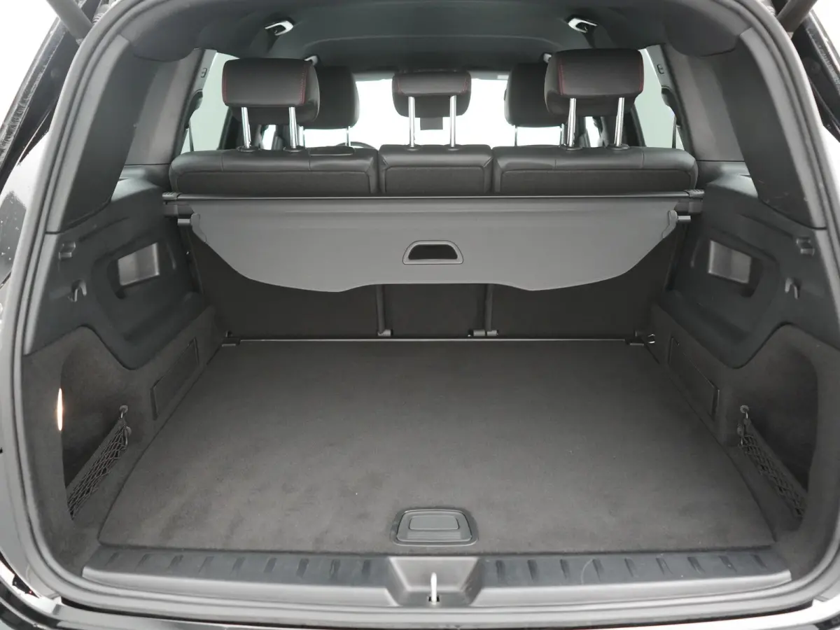 300 4MATIC AMG Line 69,7 kWh 228pk Dealer O.H. | Trekhaak Af Fabriek | Camera | MBUX Widescreen Navi | Alcantara Sportstoelen Verwarmd | Sfeerverlichting | Night Pakket | Cruise Control | Vi