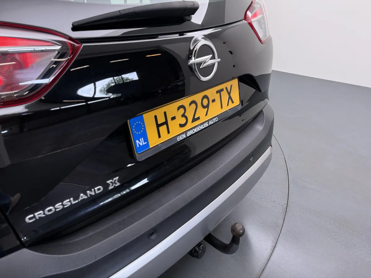 1.2 Turbo Innovation AUTOMAAT / Trekhaak / Navigatie / Carplay / ECC / LED / 16 '' LMV