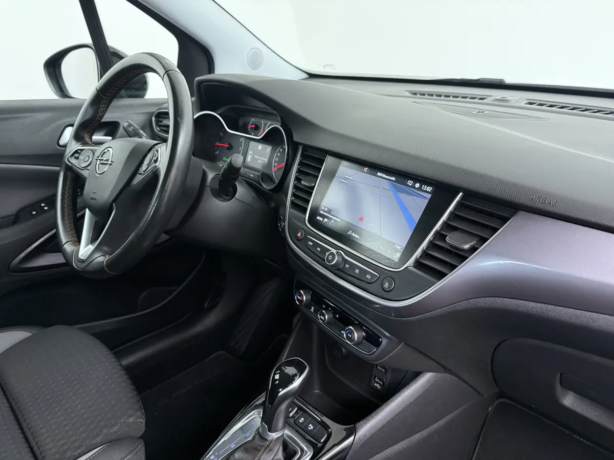 1.2 Turbo Innovation AUTOMAAT / Trekhaak / Navigatie / Carplay / ECC / LED / 16 '' LMV