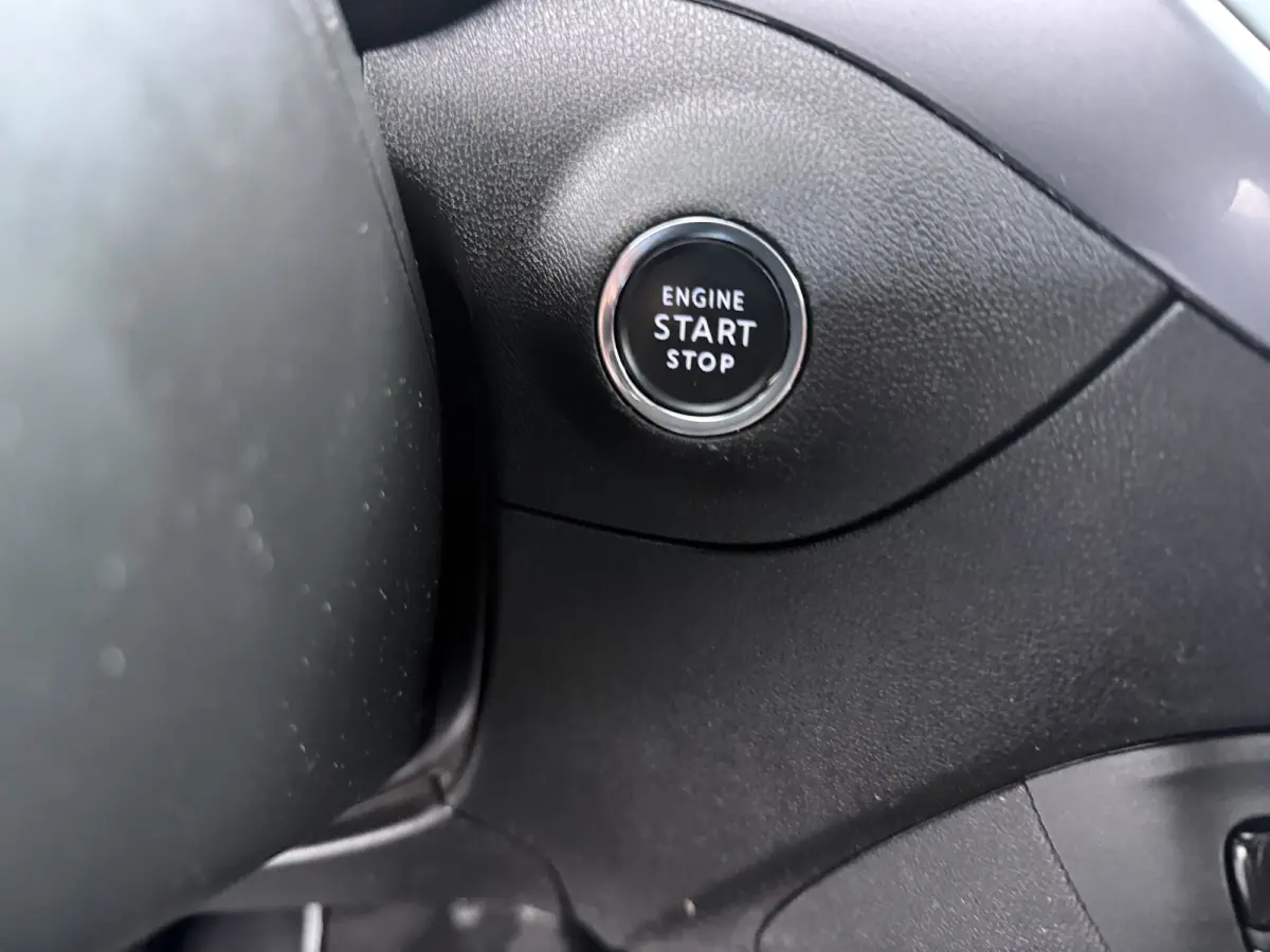 1.2 Turbo Innovation AUTOMAAT / Trekhaak / Navigatie / Carplay / ECC / LED / 16 '' LMV