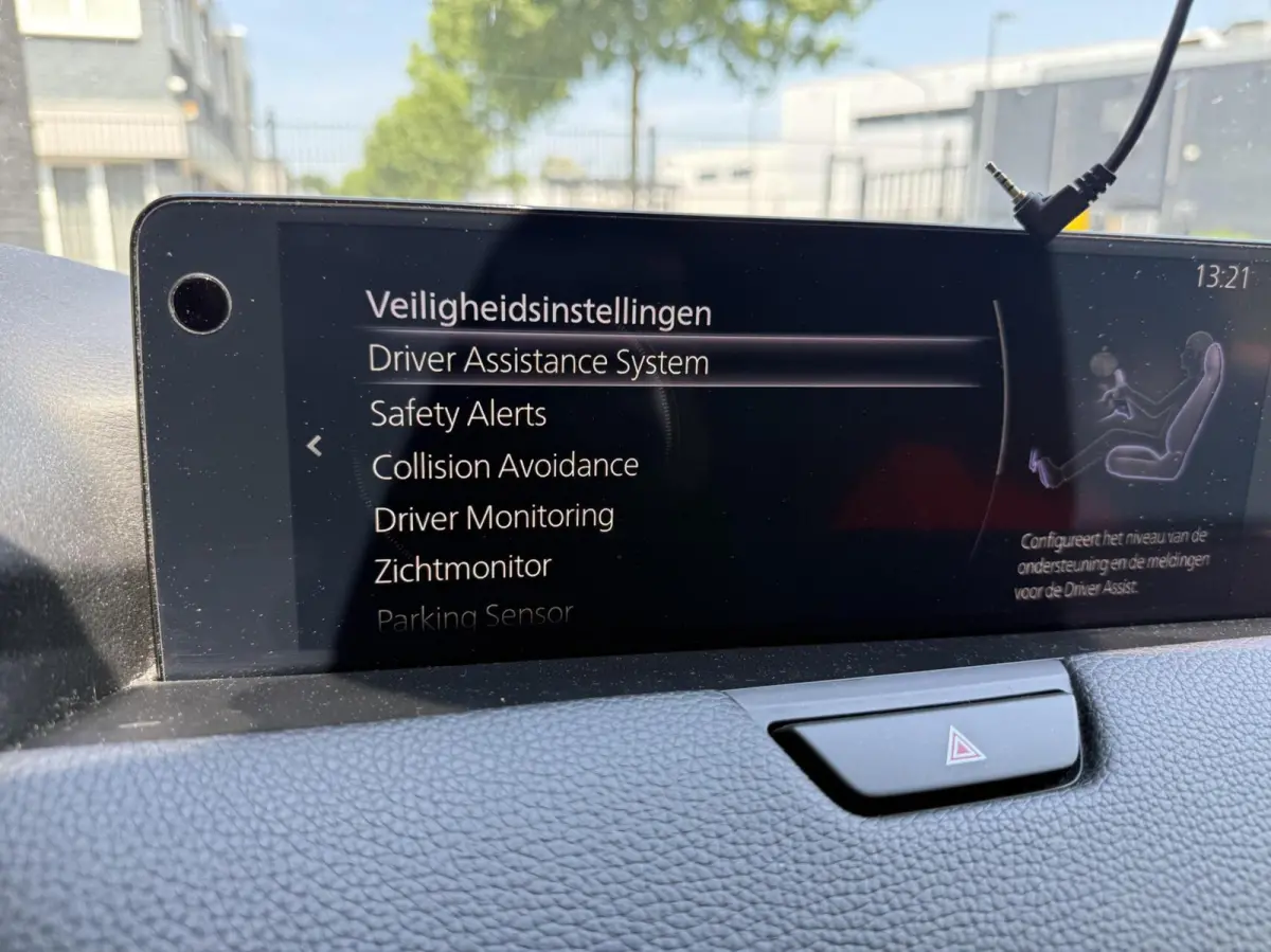 2.5 e-SkyActiv PHEV PLUG-IN Homura PANORAMADAK