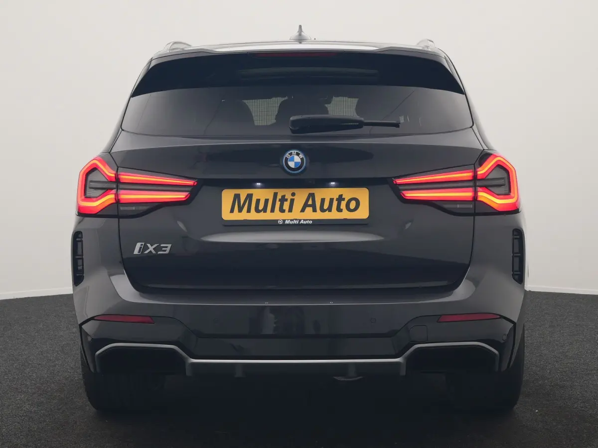 M Sport High Executive 80 kWh 286pk Dealer O.H | Trekhaak Af Fabriek | Panodak | Laser LED | Head Up | Adaptive Cruise | 360 Camera | Lederen Sportstoelen Memory & Verwarmd | Harman / Kardon