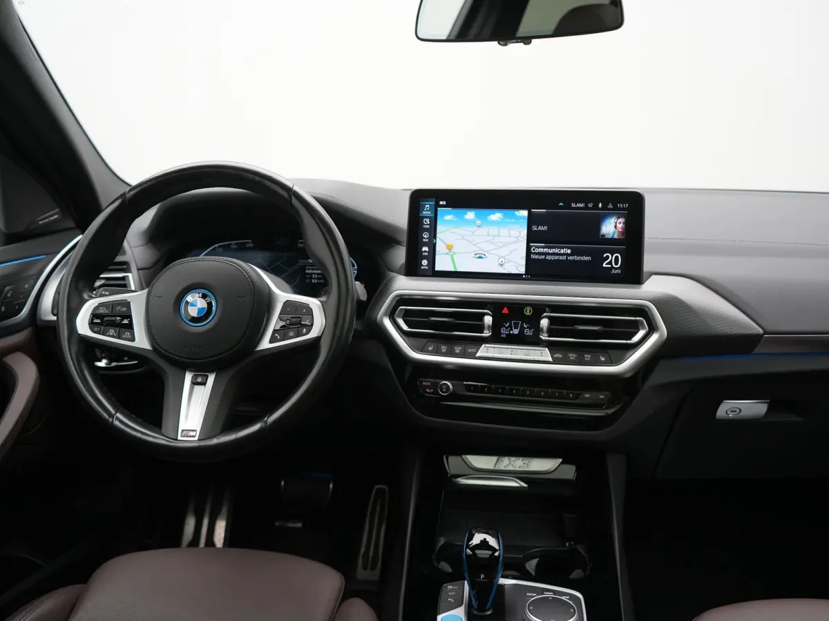 M Sport High Executive 80 kWh 286pk Dealer O.H | Trekhaak Af Fabriek | Panodak | Laser LED | Head Up | Adaptive Cruise | 360 Camera | Lederen Sportstoelen Memory & Verwarmd | Harman / Kardon