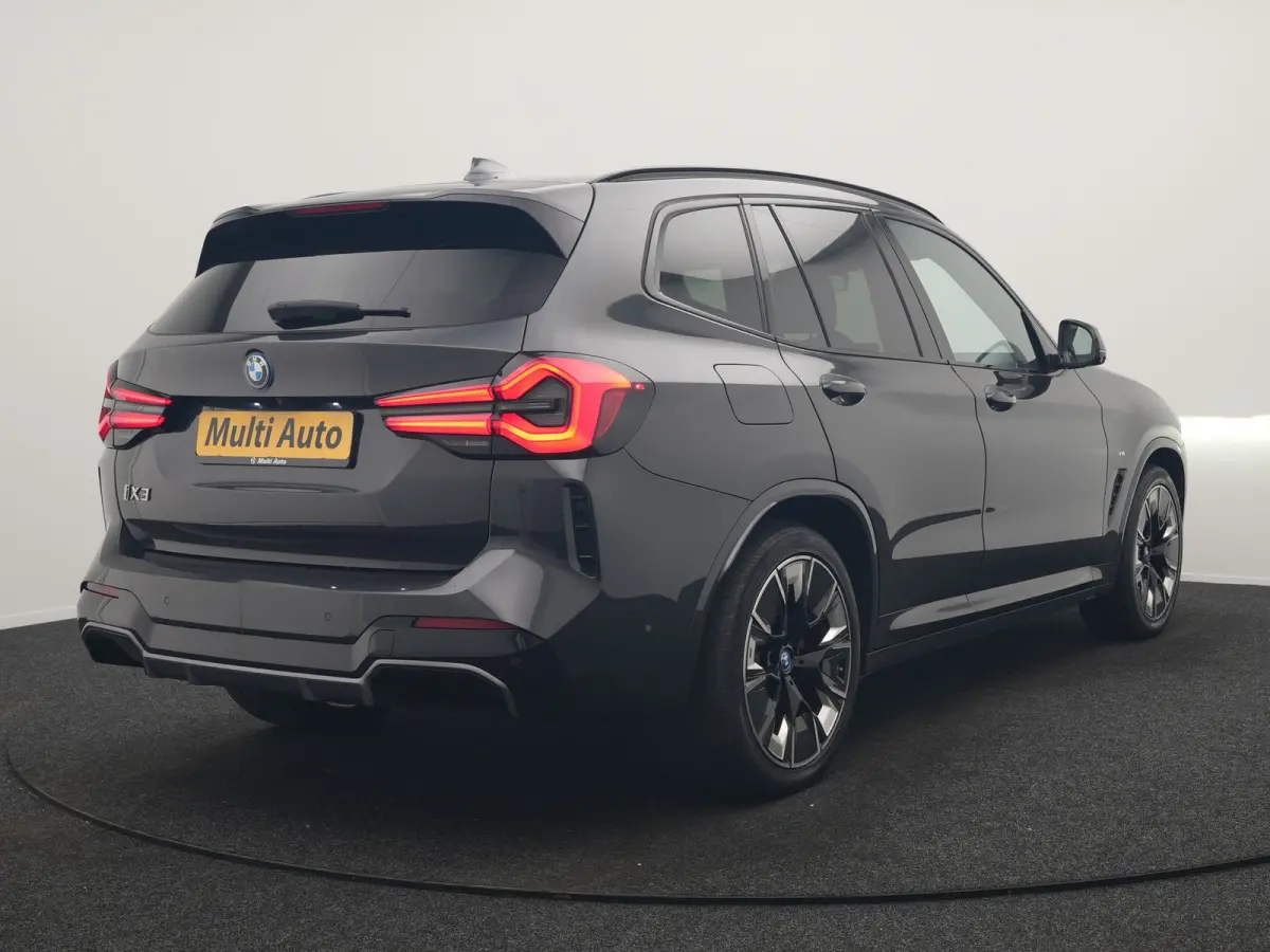 M Sport High Executive 80 kWh 286pk Dealer O.H | Trekhaak Af Fabriek | Panodak | Laser LED | Head Up | Adaptive Cruise | 360 Camera | Lederen Sportstoelen Memory & Verwarmd | Harman / Kardon
