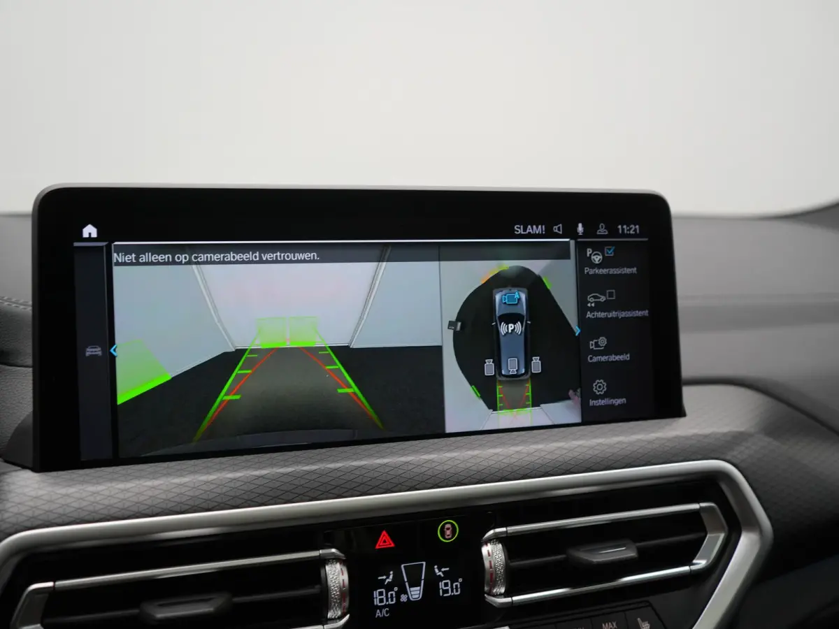 M Sport High Executive 80 kWh 286pk Dealer O.H | Trekhaak Af Fabriek | Panodak | Laser LED | Head Up | Adaptive Cruise | 360 Camera | Lederen Sportstoelen Memory & Verwarmd | Harman / Kardon