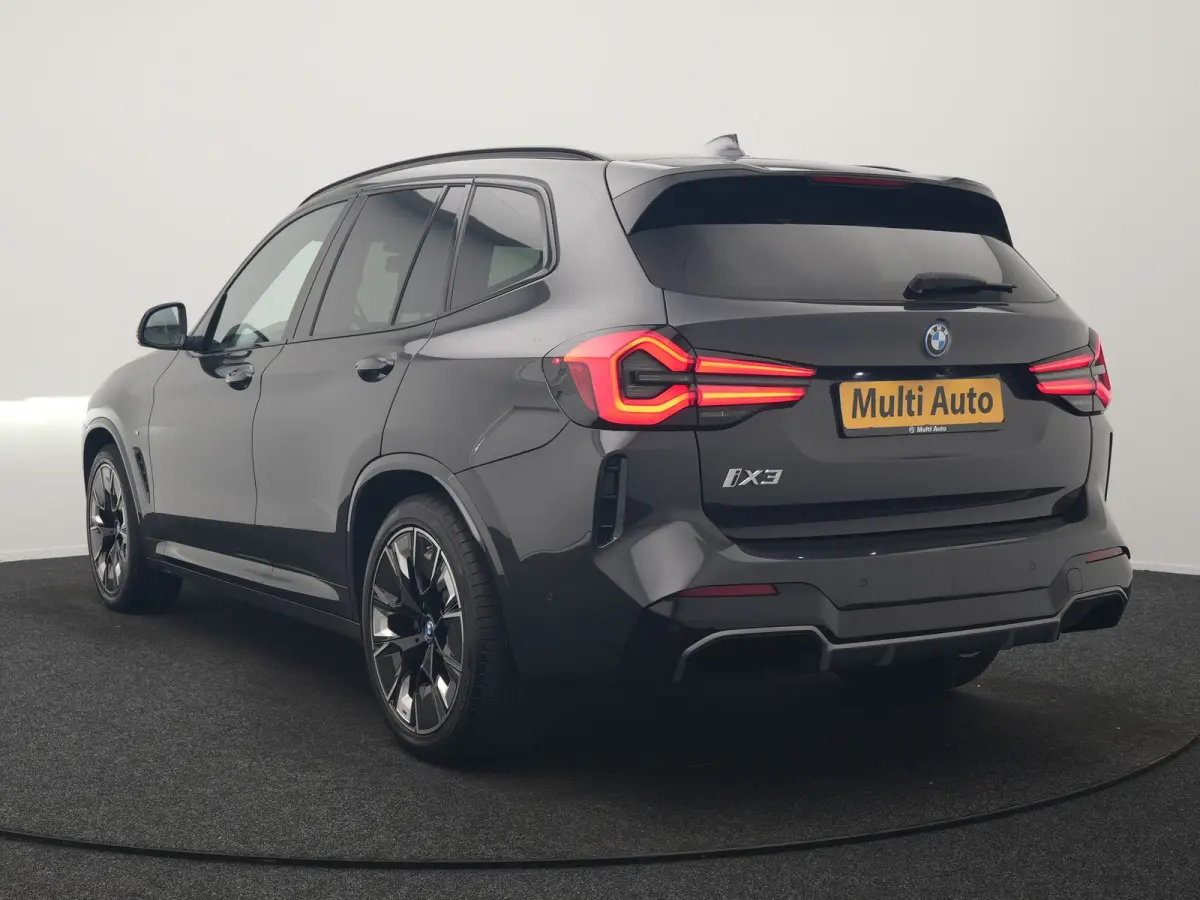 M Sport High Executive 80 kWh 286pk Dealer O.H | Trekhaak Af Fabriek | Panodak | Laser LED | Head Up | Adaptive Cruise | 360 Camera | Lederen Sportstoelen Memory & Verwarmd | Harman / Kardon