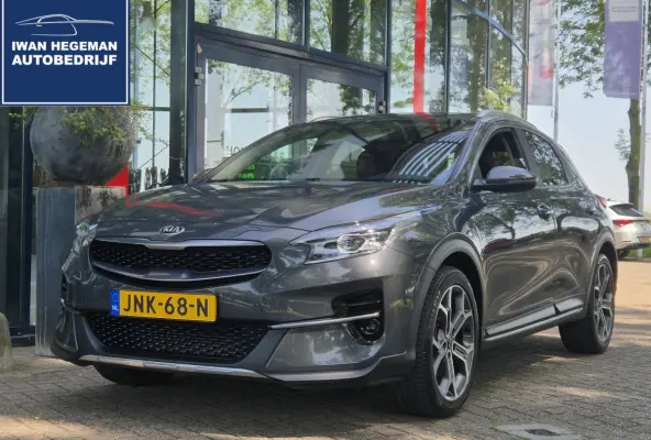 1.4 T-GDi DynamicPlusLine AUTOMAAT | Navigatie | Climate Control | Cruise Control | Parkeersensoren + Camera | Licht metalen velgen