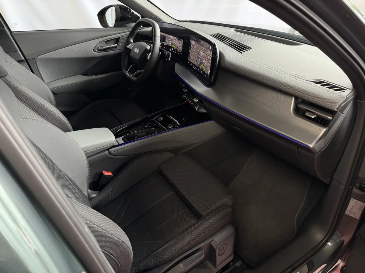 35 TFSI S-EDITION HYBRID ZONDER STEKKER PANO SCHUIFDAK TREKHAAK ELEK.KLEP