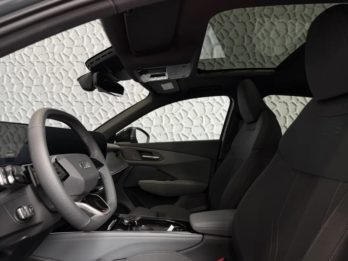 35 TFSI S-EDITION HYBRID ZONDER STEKKER PANO SCHUIFDAK TREKHAAK ELEK.KLEP
