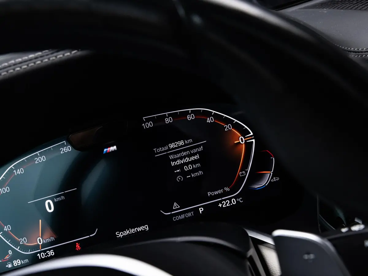 750i xDrive High Executive | M-SPORT | TANSANITBLAU | INTEGRAL ACTIVE STEERING | STOELMASSAGE | STOELVENTILATIE | SCHUIF-KANTELDAK | TREKHAAK | HEAD-UP | SOFTCLOSE | DRIVING ASSIST.PROF | HA