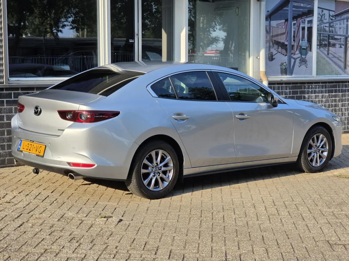 2.0 e-SkyActiv-G M Hybrid 122 Navi Camera Trekhaak