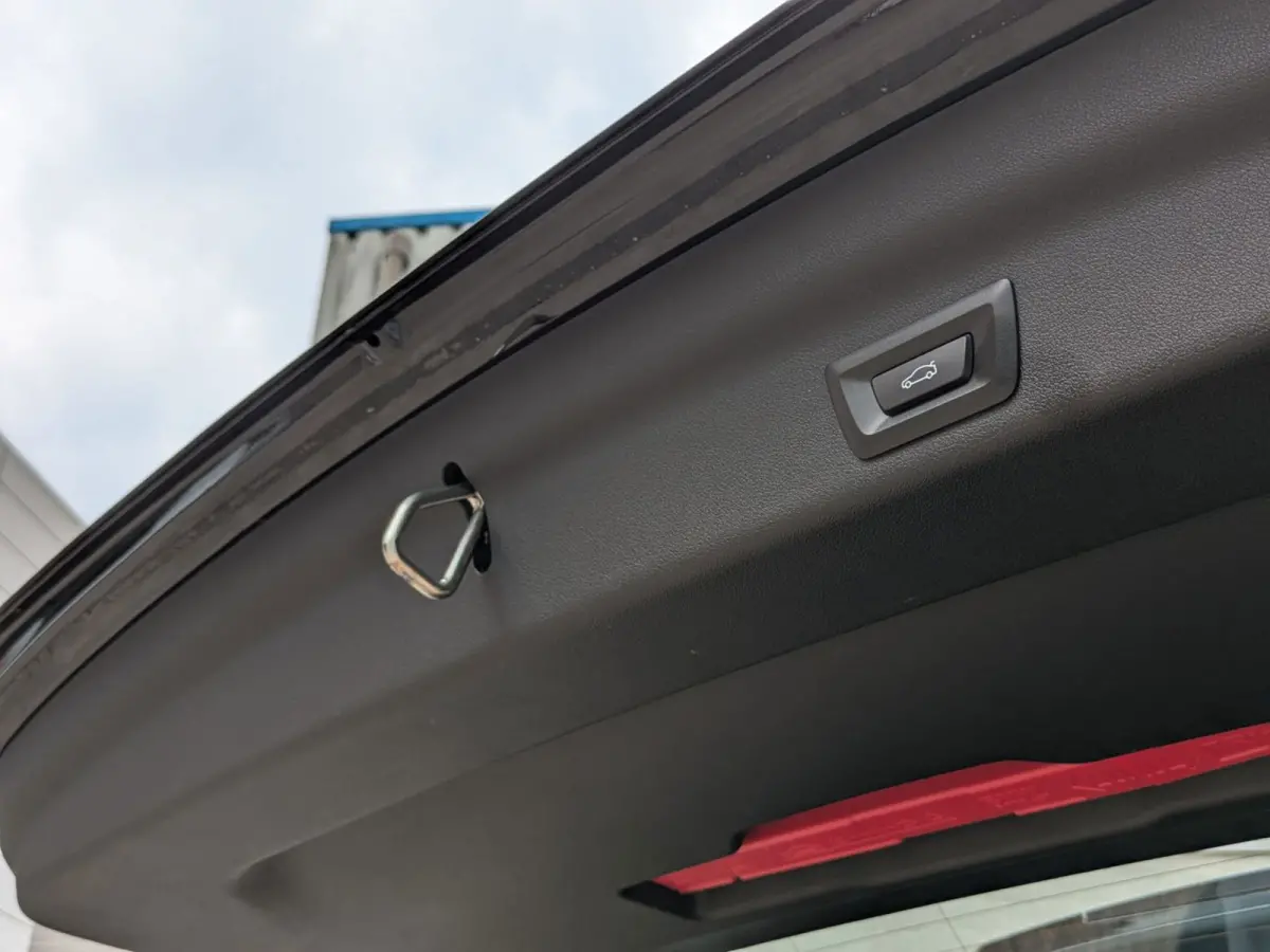 XDrive25e|Navi|Camera|Parking-Assist|Active-Guard|M-Sportstuur|Nieuw-Model