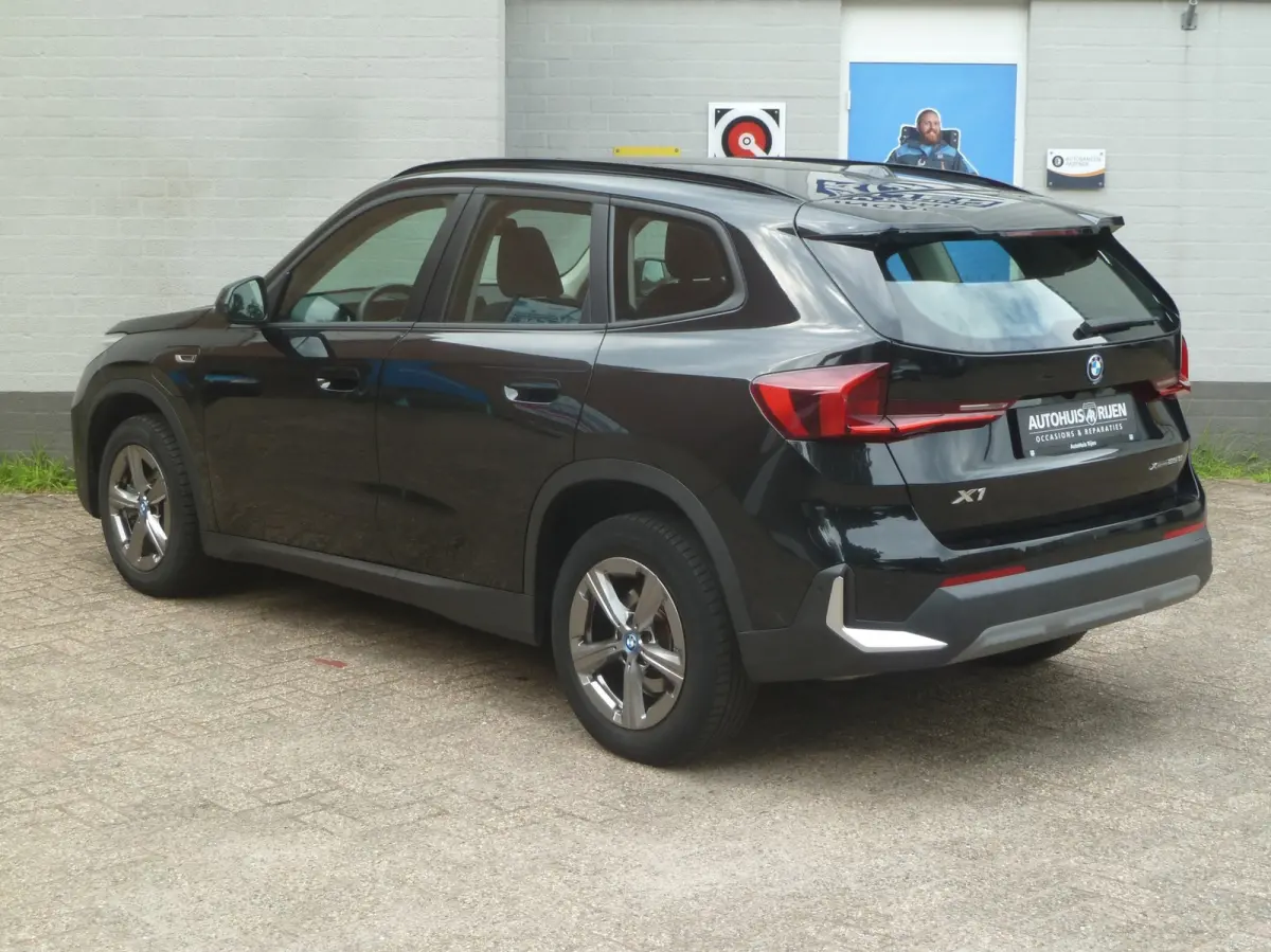 XDrive25e|Navi|Camera|Parking-Assist|Active-Guard|M-Sportstuur|Nieuw-Model