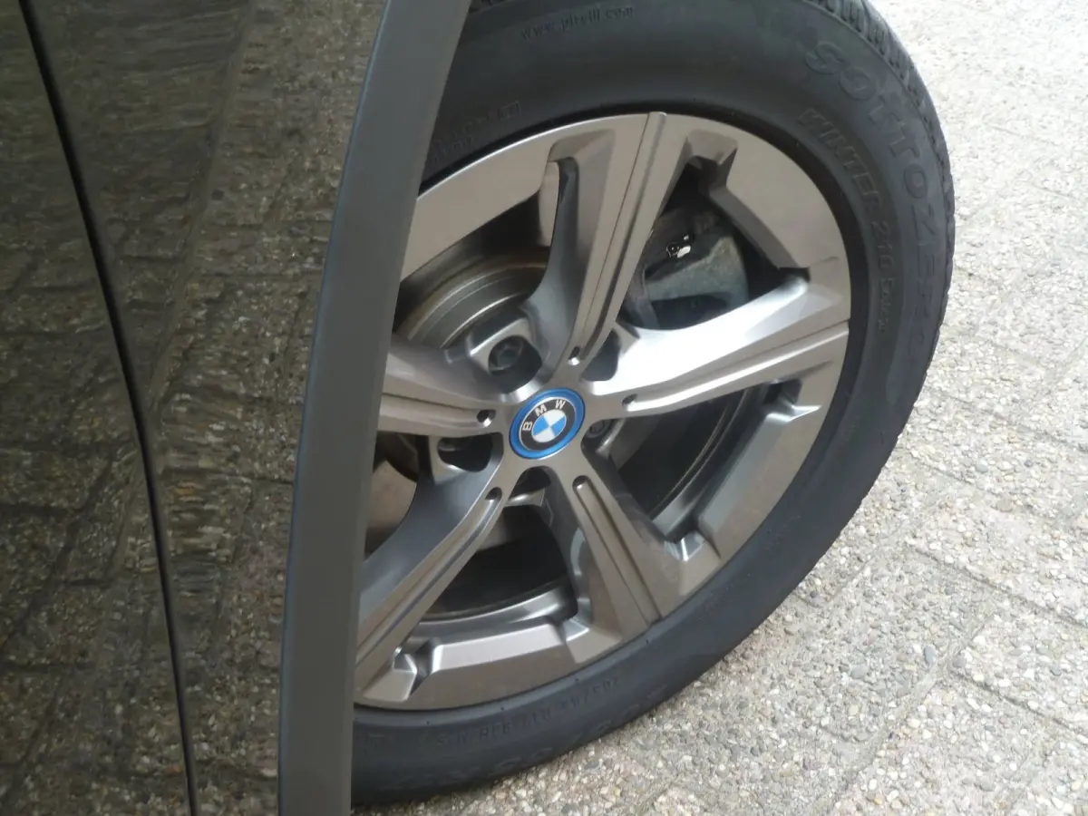 XDrive25e|Navi|Camera|Parking-Assist|Active-Guard|M-Sportstuur|Nieuw-Model