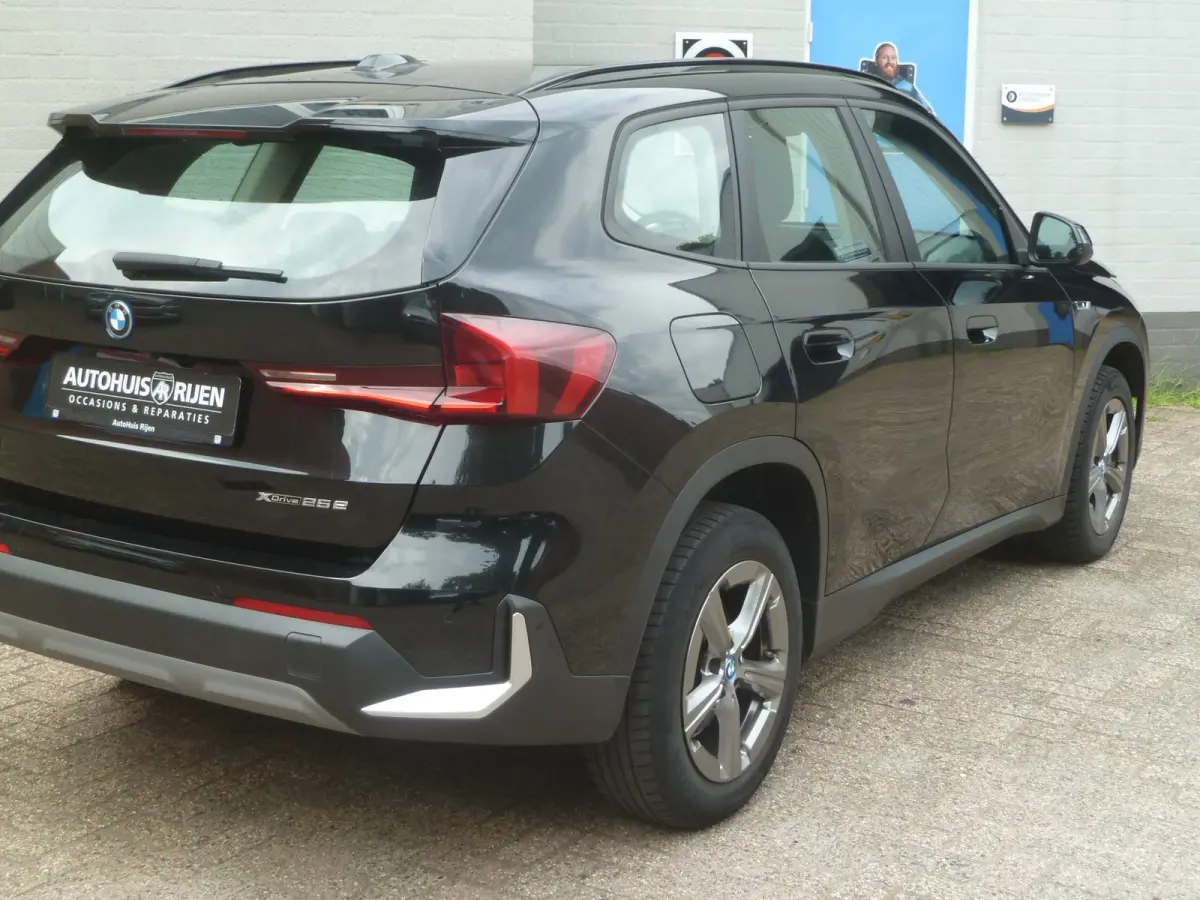 XDrive25e|Navi|Camera|Parking-Assist|Active-Guard|M-Sportstuur|Nieuw-Model