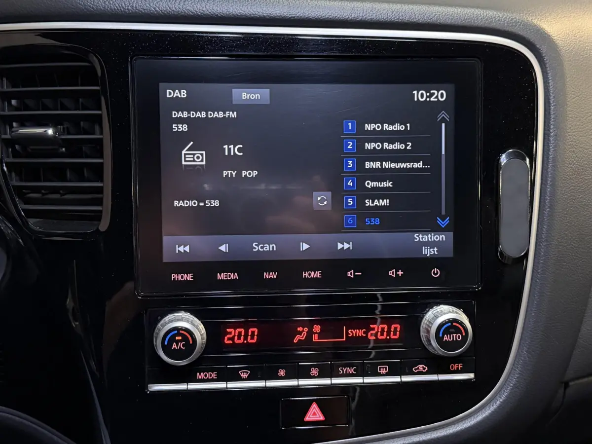 2.4 PHEV Instyle 18"/Trekhaak/LED/Leder/Stoel + stuurverwarming/Dodehoek/PDC v+a/360 Camera/Apple Carplay & Android Auto