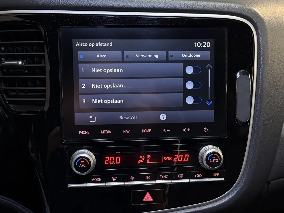 2.4 PHEV Instyle 18"/Trekhaak/LED/Leder/Stoel + stuurverwarming/Dodehoek/PDC v+a/360 Camera/Apple Carplay & Android Auto