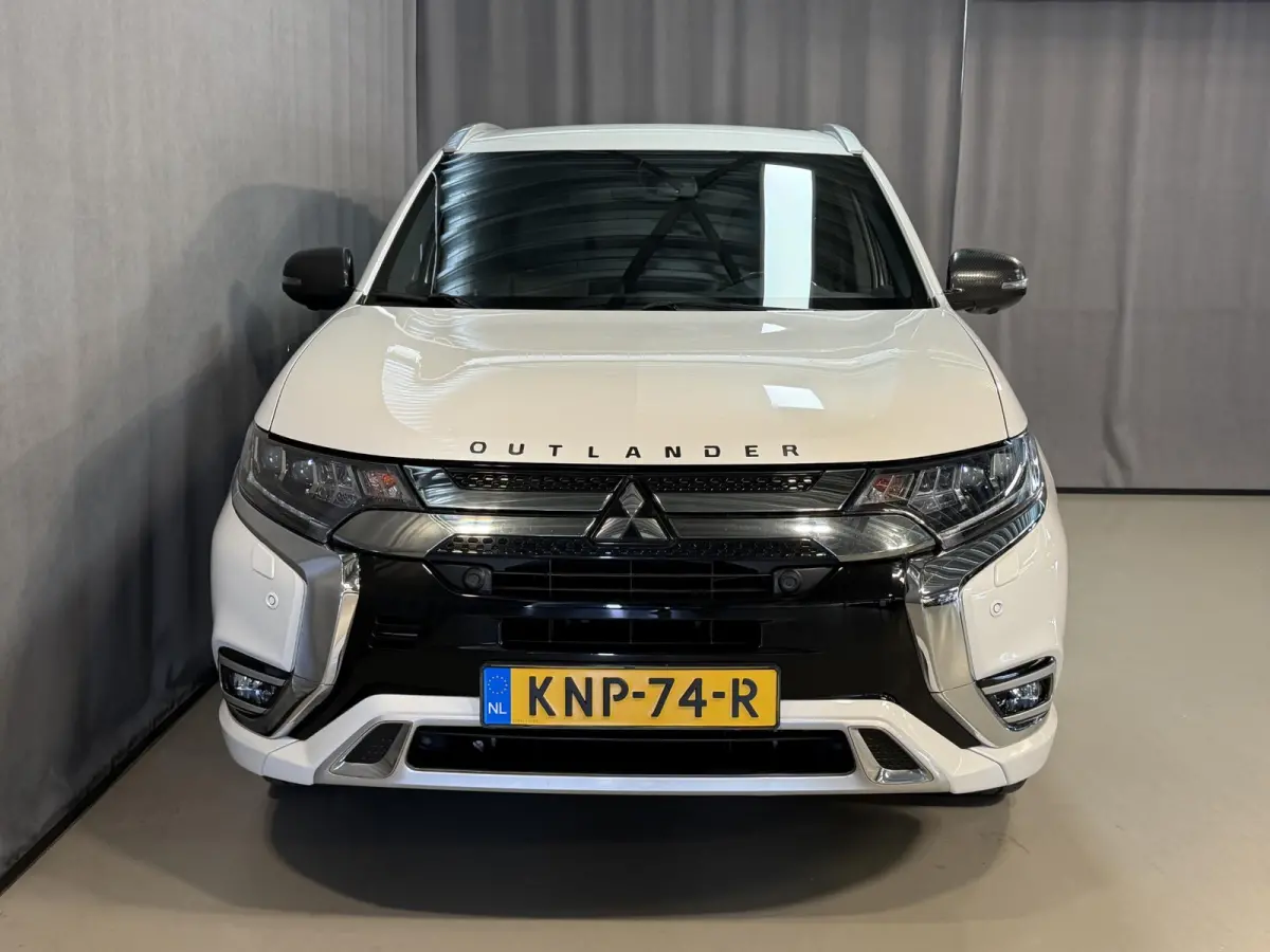 2.4 PHEV Instyle 18"/Trekhaak/LED/Leder/Stoel + stuurverwarming/Dodehoek/PDC v+a/360 Camera/Apple Carplay & Android Auto