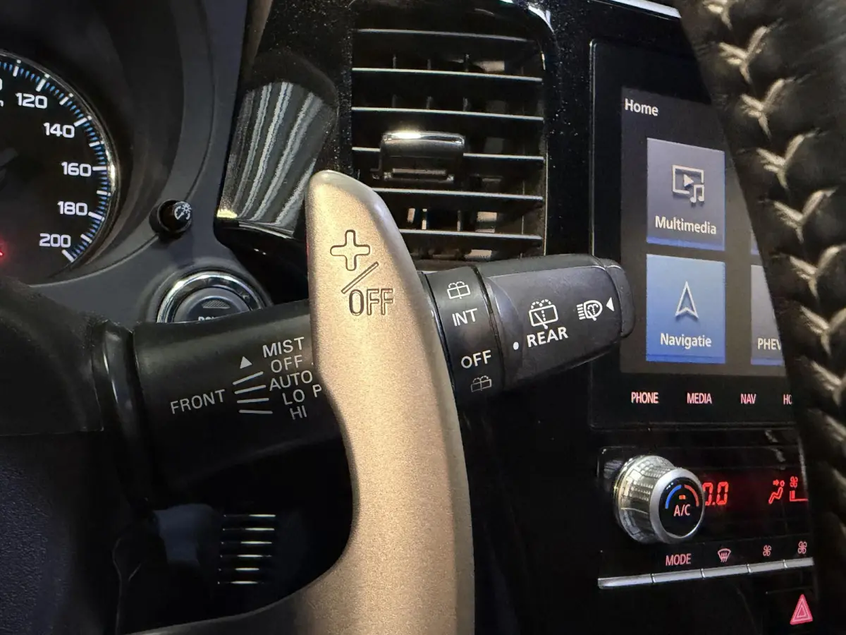 2.4 PHEV Instyle 18"/Trekhaak/LED/Leder/Stoel + stuurverwarming/Dodehoek/PDC v+a/360 Camera/Apple Carplay & Android Auto