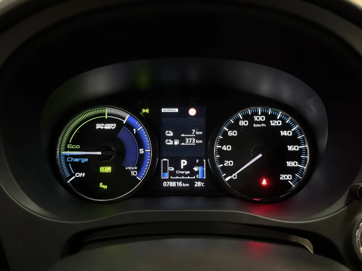 2.4 PHEV Instyle 18"/Trekhaak/LED/Leder/Stoel + stuurverwarming/Dodehoek/PDC v+a/360 Camera/Apple Carplay & Android Auto