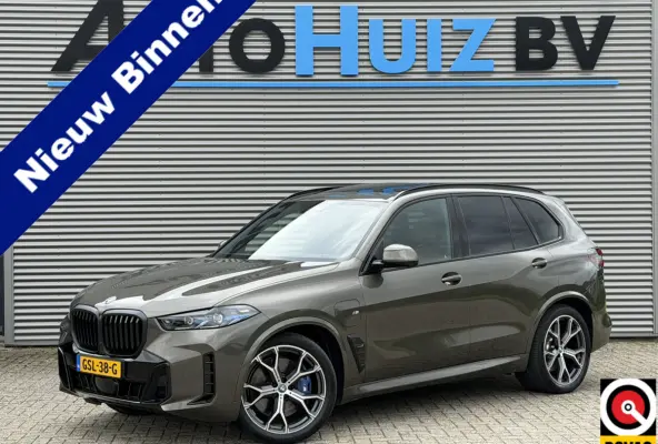 xDrive50e M Sport Panoramadak Trekhaak Carplay 21 Inch Harman-Kardon Comfortzetels Head-Up Display Softclose