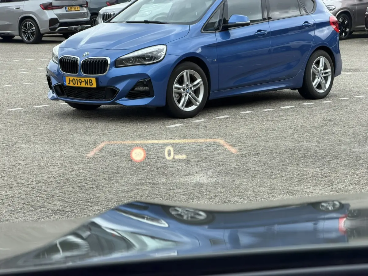 xDrive50e M Sport Panoramadak Trekhaak Carplay 21 Inch Harman-Kardon Comfortzetels Head-Up Display Softclose