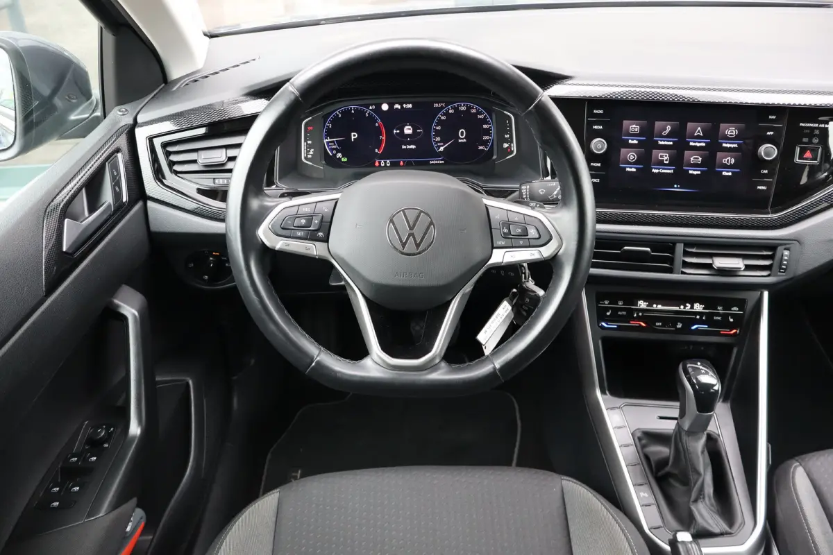 1.0 TSI Life Business 110Automaat | Adapt. Cruise control | DAB ontvanger | Navigatiesysteem