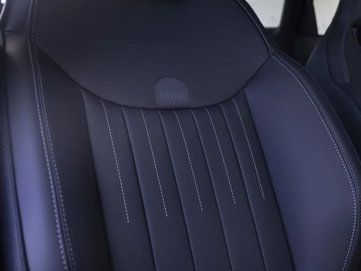 E JCW John Cooper Works L-pakket 360 camera | Glazen panoramadak | Harman Kardon