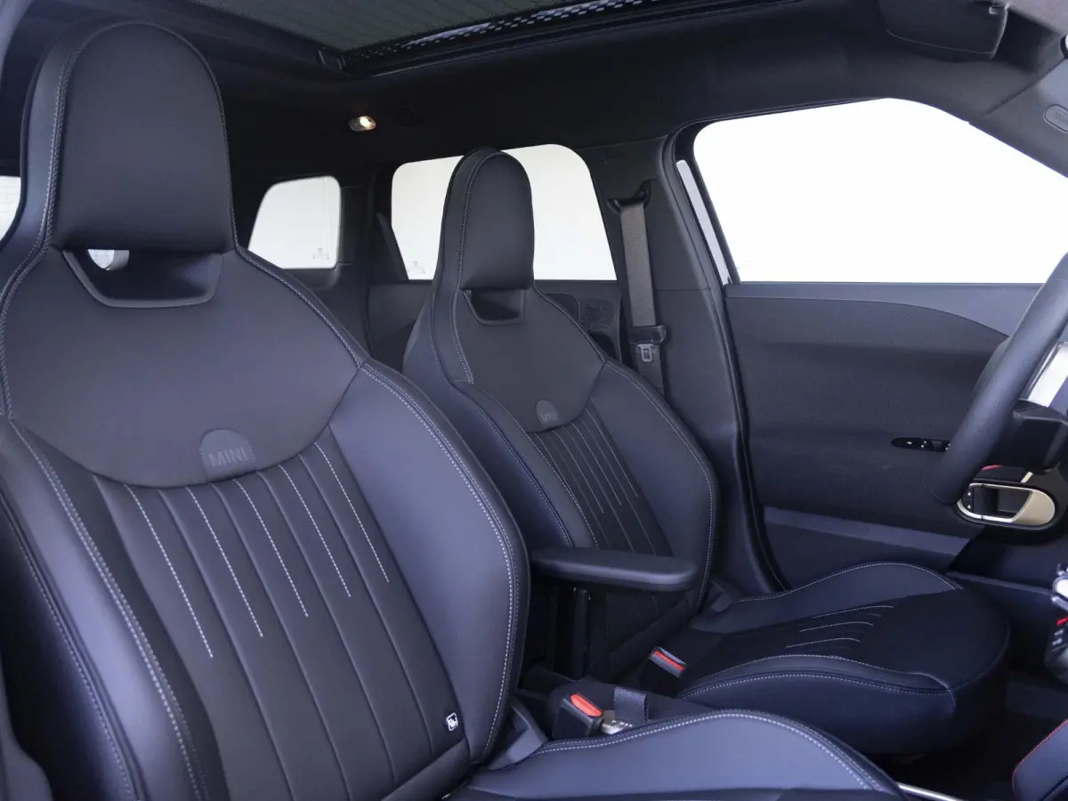 E JCW John Cooper Works L-pakket 360 camera | Glazen panoramadak | Harman Kardon
