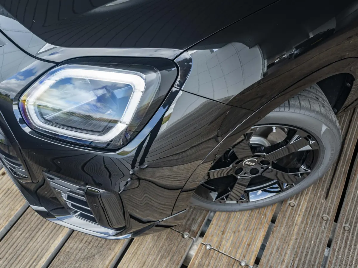 C John Cooper Works L-pakket | 19" John Cooper Works Runway Spoke black | Trekhaak | Stoel & Stuurverwarming | panoramadak |