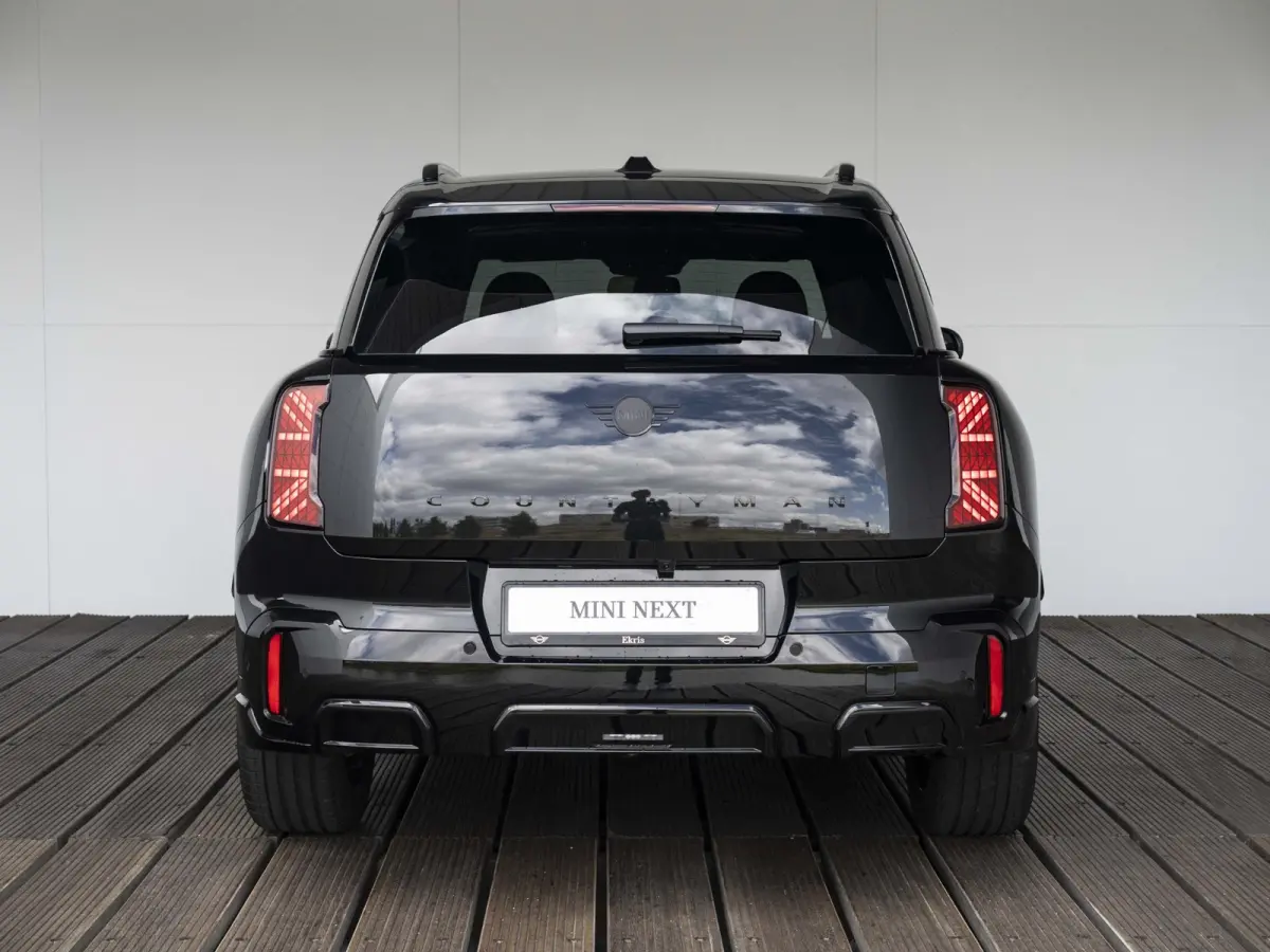 C John Cooper Works L-pakket | 19" John Cooper Works Runway Spoke black | Trekhaak | Stoel & Stuurverwarming | panoramadak |