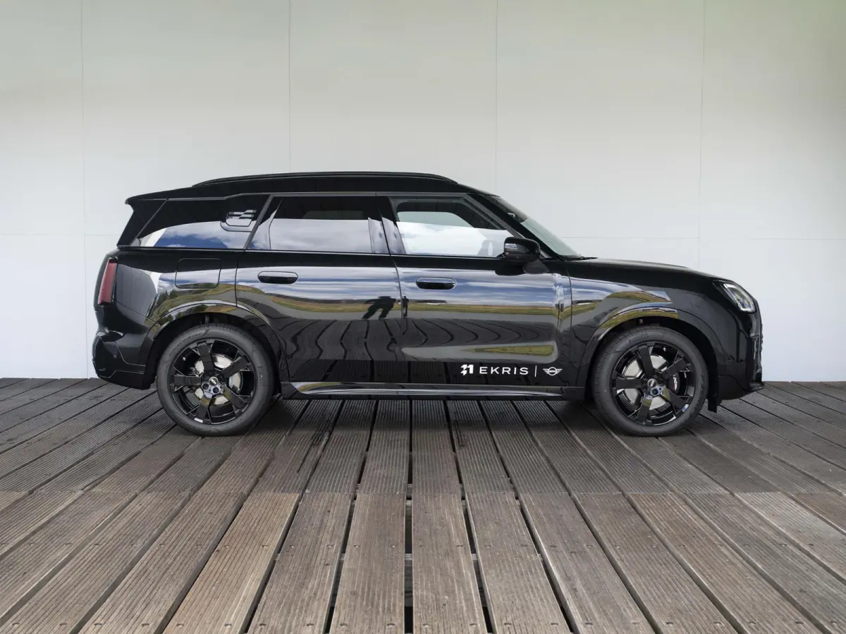 C John Cooper Works L-pakket | 19" John Cooper Works Runway Spoke black | Trekhaak | Stoel & Stuurverwarming | panoramadak |