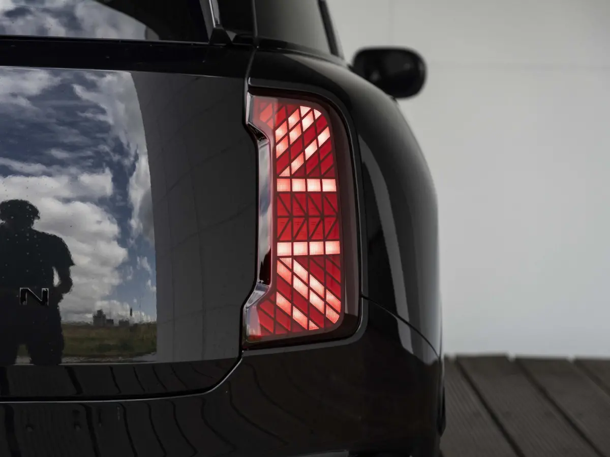 C John Cooper Works L-pakket | 19" John Cooper Works Runway Spoke black | Trekhaak | Stoel & Stuurverwarming | panoramadak |