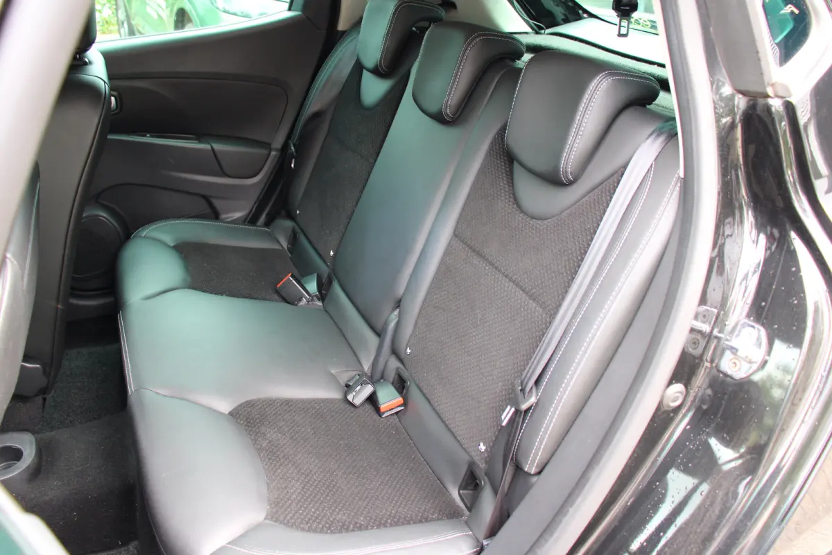 1.2 TCe Intens | AUTOMAAT | CRUISE CONTROL | NAVI | PARK SENS ACHTER  | 16'' LMV | HALF LEDER