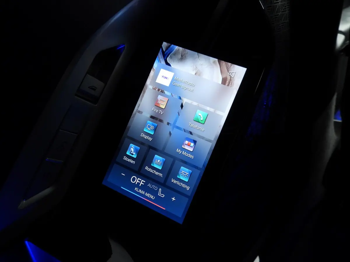 750e xDrive | LED | Leder | HUD | Achterasbesturing  | Rear seat entertainment | Panoramadak | DAB | Bowers & Wilkins sound | Alu 20 inch |