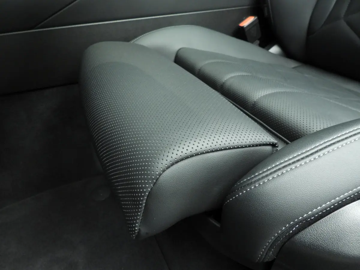 550e xDrive | M-Sportpakket | LED | Leder | HUD | Panoramadak | Sportstoelen | DAB | Harman-kardon sound | Alu 20 inch