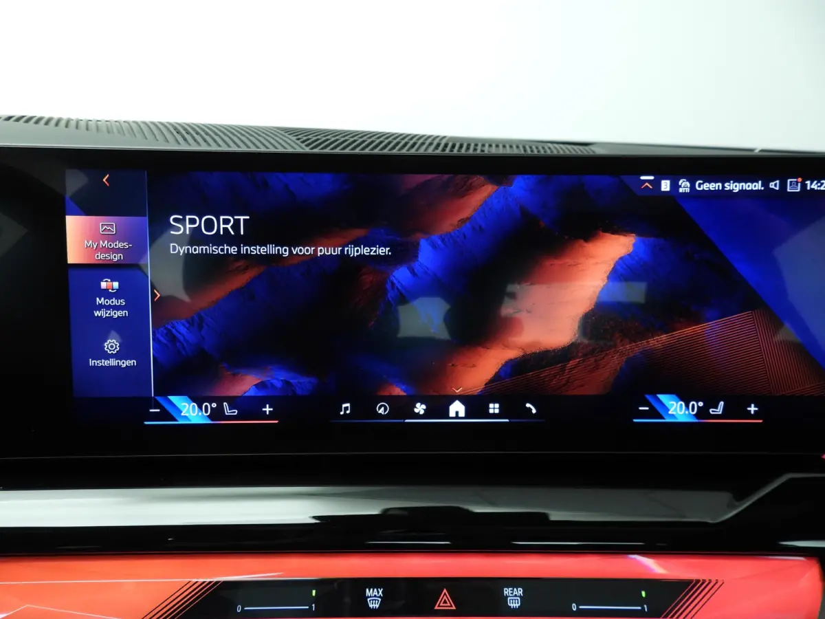 550e xDrive | M-Sportpakket | LED | Leder | HUD | Panoramadak | Sportstoelen | DAB | Harman-kardon sound | Alu 20 inch