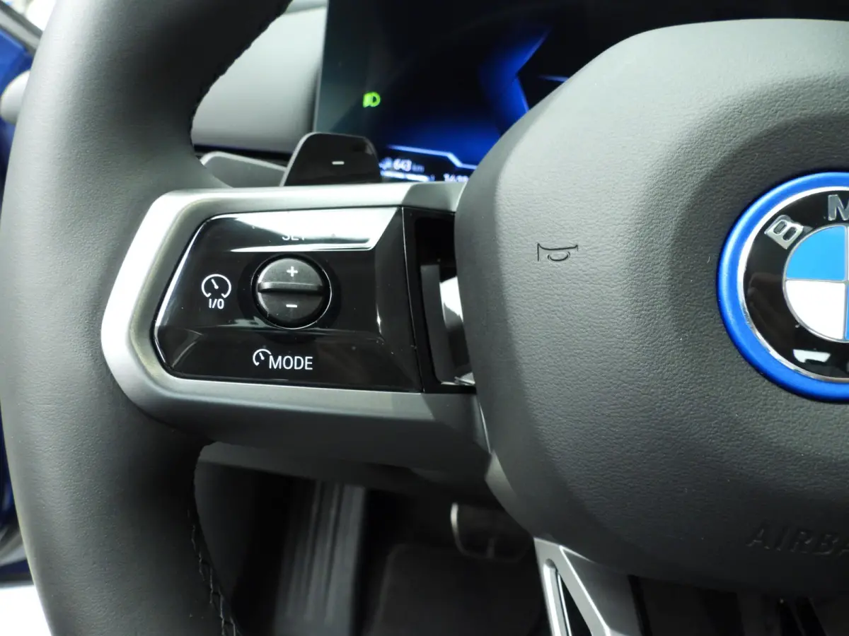 550e xDrive | M-Sportpakket | LED | Leder | HUD | Panoramadak | Sportstoelen | DAB | Harman-kardon sound | Alu 20 inch