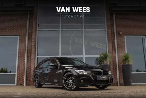 320i Edition M Sport Shadow | 2e eigenaar | NL auto | Harman Kardon | Head-up | DAB | Camera | Keyless entry | Panoramadak | LED | Stoelverwarming | PDC