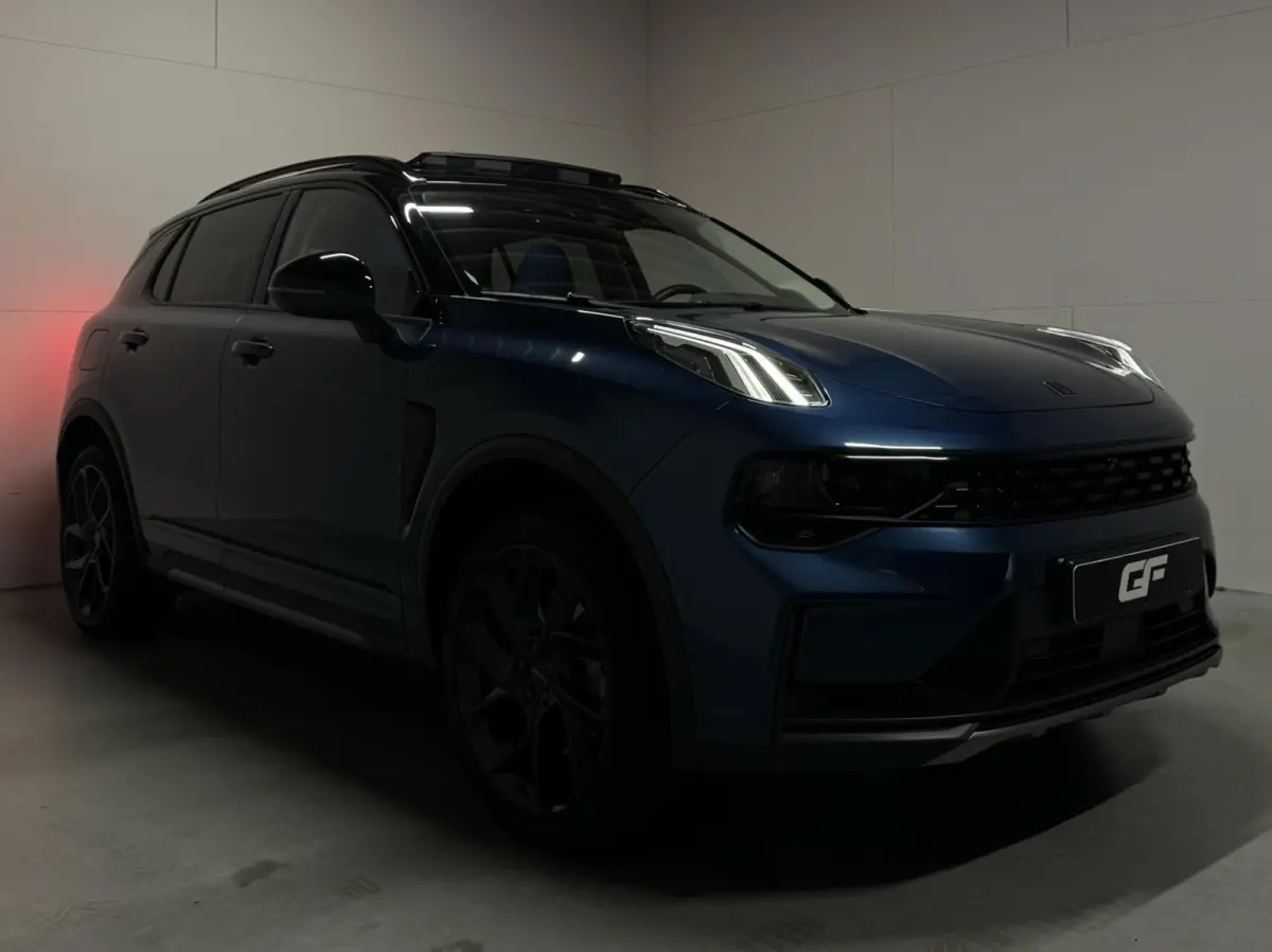 1.5 Plug-in Black Edition Pano Sfeer. CarPlay 360° Trekh.