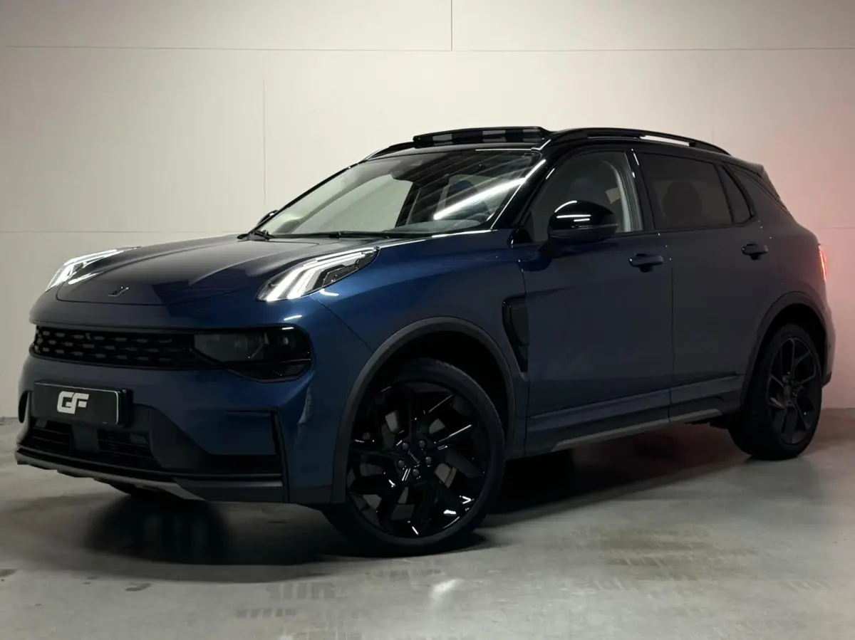 1.5 Plug-in Black Edition Pano Sfeer. CarPlay 360° Trekh.